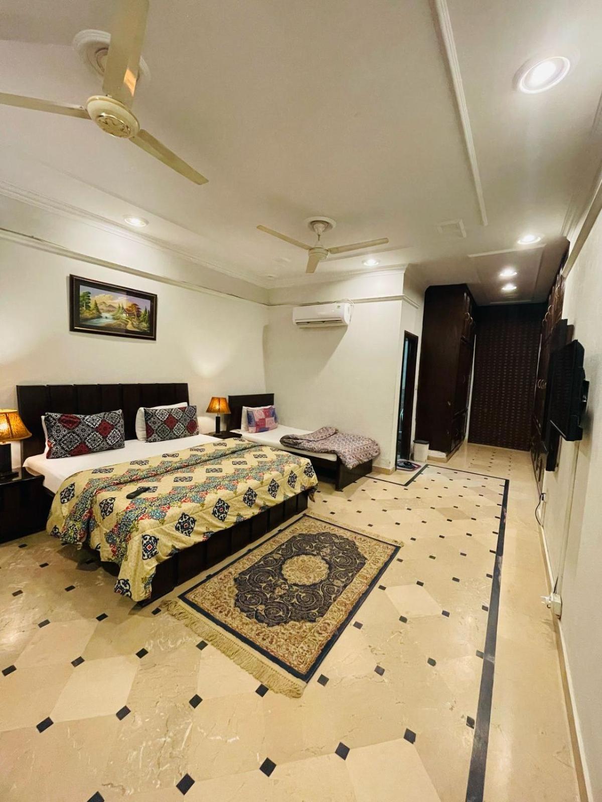 Mulberry Residence Luxury Rooms Islamabad Exteriör bild