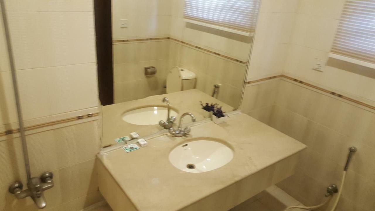 Mulberry Residence Luxury Rooms Islamabad Exteriör bild